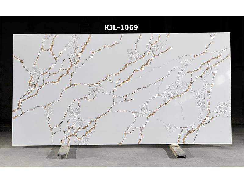 सोने का कैलाकट्टा क्वार्ट्ज